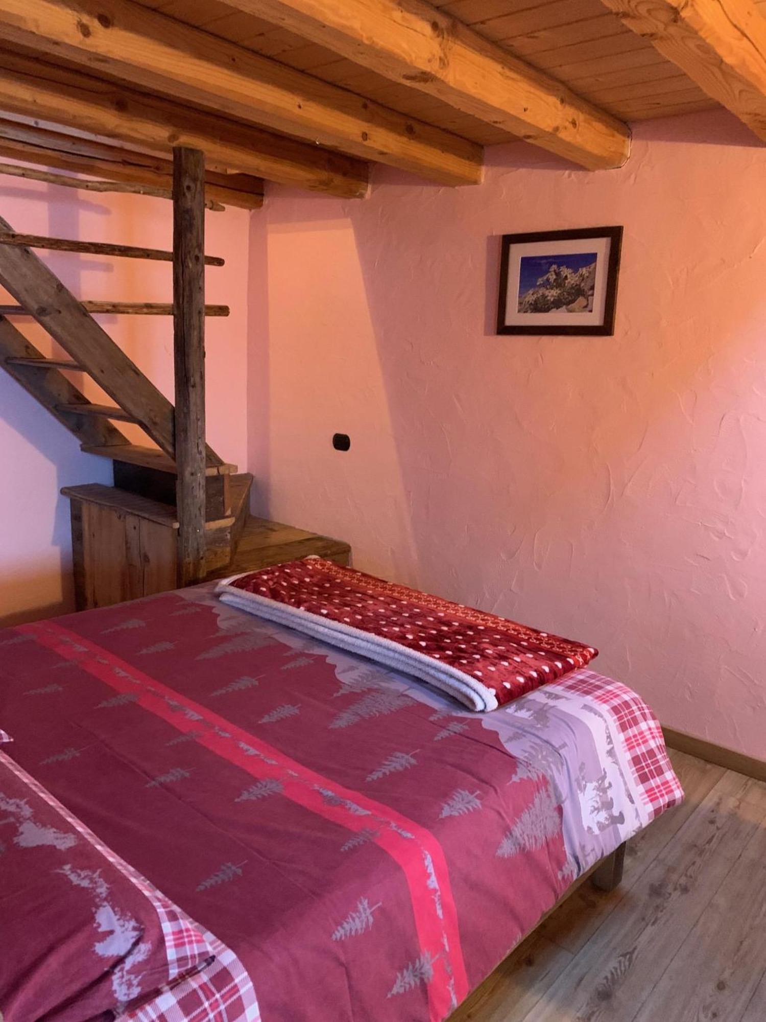 La Ferme Du Grand Paradis Cogne Kamer foto